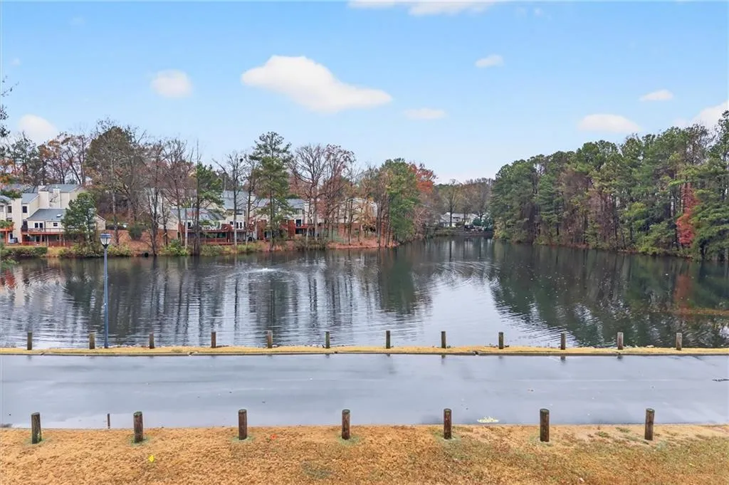 710 Garden Court, Atlanta, Georgia 30328, 2 Bedrooms Bedrooms, ,2 BathroomsBathrooms,Residential,For Sale,710 Garden Court,7692193