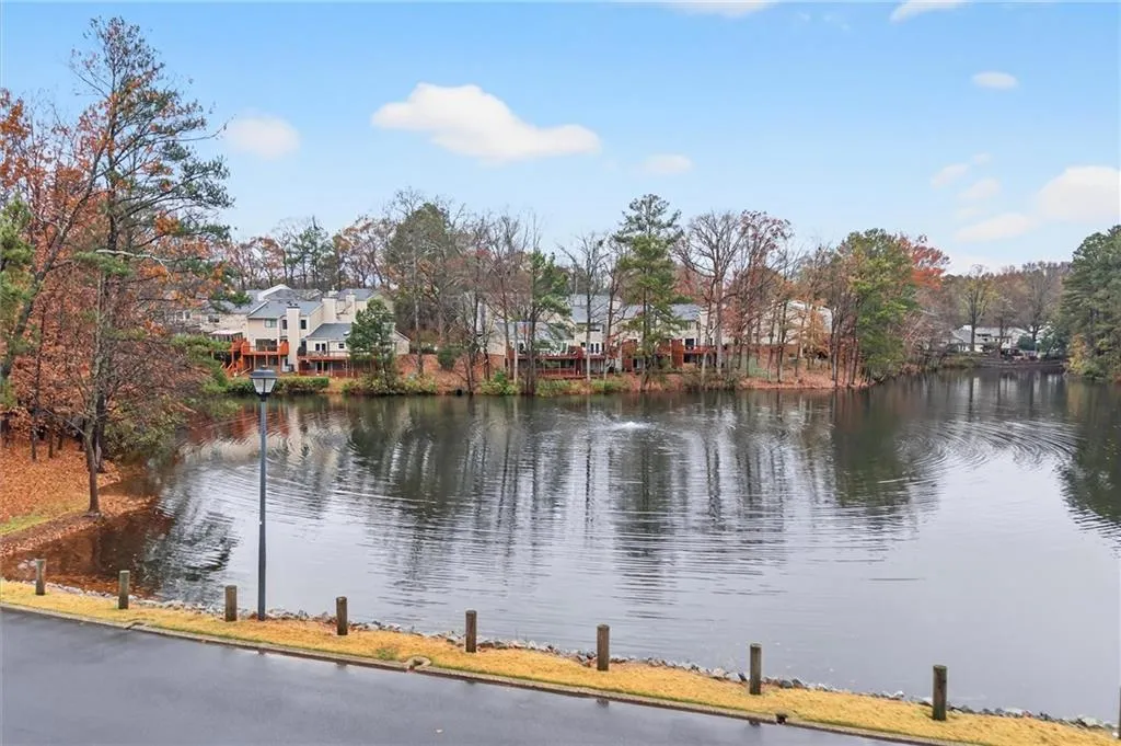710 Garden Court, Atlanta, Georgia 30328, 2 Bedrooms Bedrooms, ,2 BathroomsBathrooms,Residential,For Sale,710 Garden Court,7692193