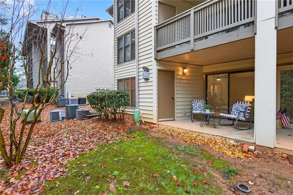 710 Garden Court, Atlanta, Georgia 30328, 2 Bedrooms Bedrooms, ,2 BathroomsBathrooms,Residential,For Sale,710 Garden Court,7692193