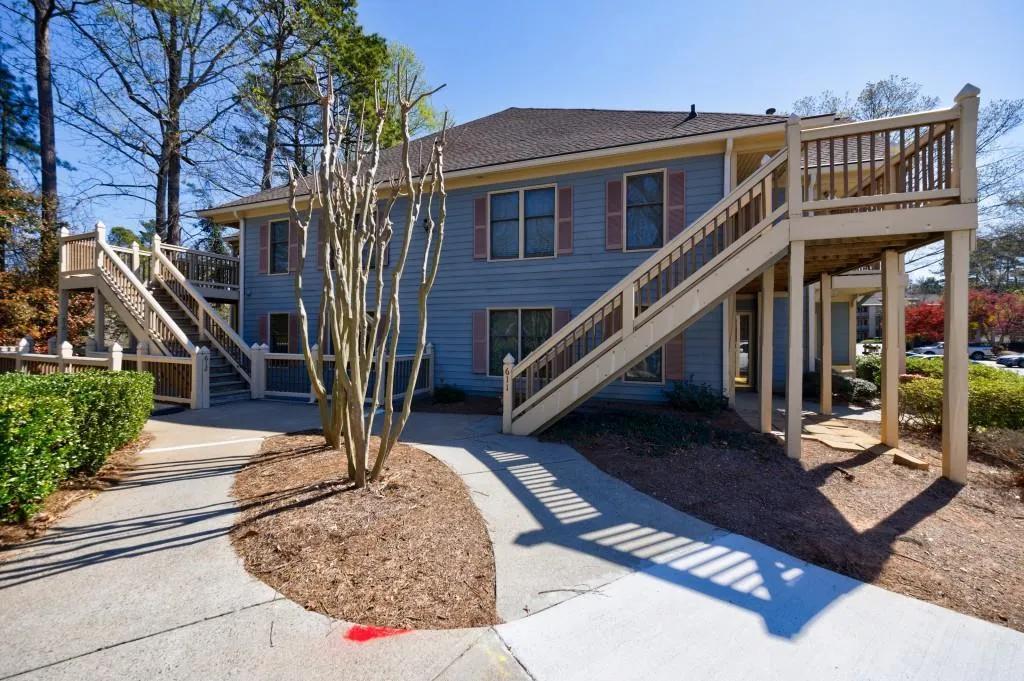610 Abingdon Way, Atlanta, Georgia 30328, 2 Bedrooms Bedrooms, ,2 BathroomsBathrooms,Residential,Sold,610 Abingdon Way,7357510