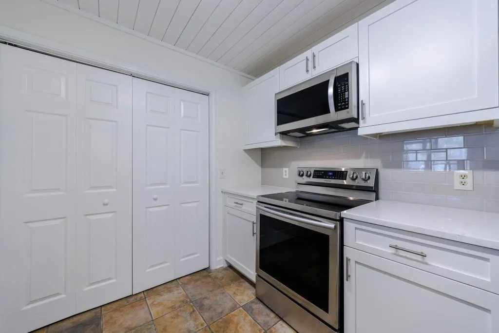 610 Abingdon Way, Atlanta, Georgia 30328, 2 Bedrooms Bedrooms, ,2 BathroomsBathrooms,Residential,Sold,610 Abingdon Way,7357510