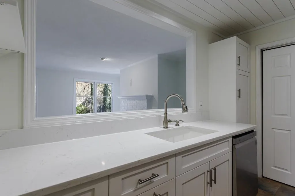 610 Abingdon Way, Atlanta, Georgia 30328, 2 Bedrooms Bedrooms, ,2 BathroomsBathrooms,Residential,Sold,610 Abingdon Way,7357510