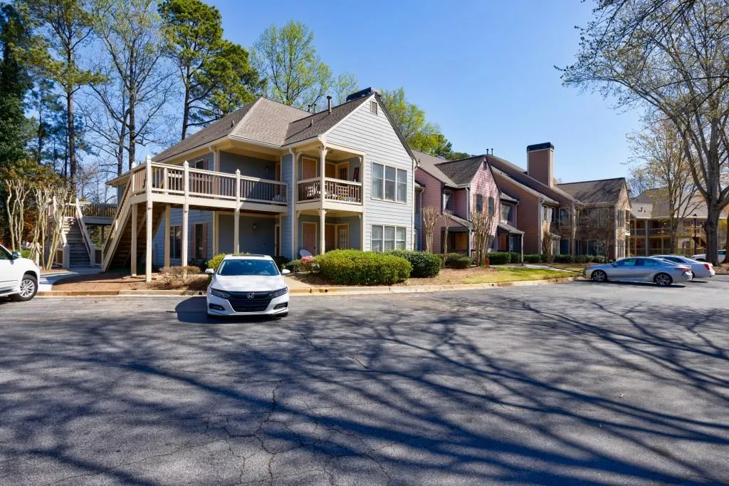 610 Abingdon Way, Atlanta, Georgia 30328, 2 Bedrooms Bedrooms, ,2 BathroomsBathrooms,Residential,Sold,610 Abingdon Way,7357510