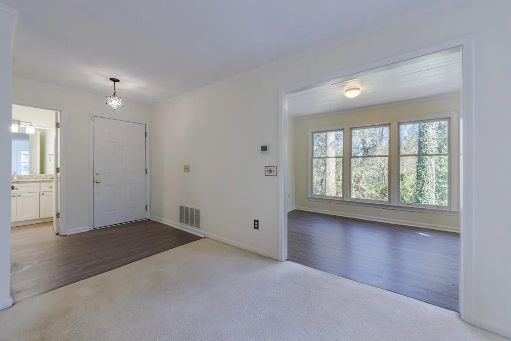 610 Abingdon Way, Atlanta, Georgia 30328, 2 Bedrooms Bedrooms, ,2 BathroomsBathrooms,Residential,Sold,610 Abingdon Way,7357510