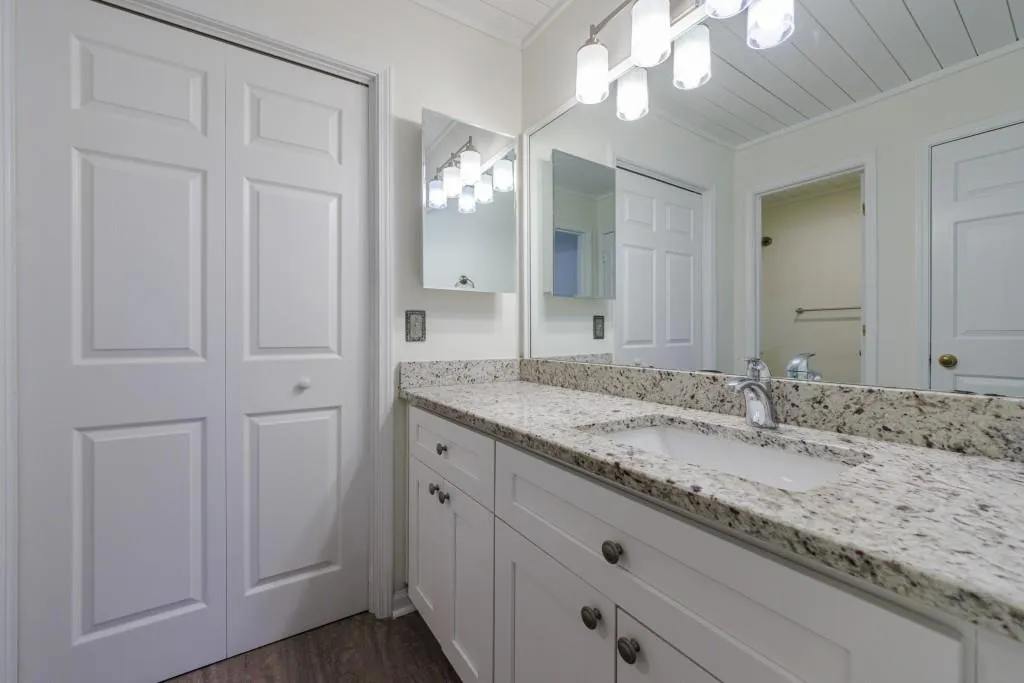 610 Abingdon Way, Atlanta, Georgia 30328, 2 Bedrooms Bedrooms, ,2 BathroomsBathrooms,Residential,Sold,610 Abingdon Way,7357510