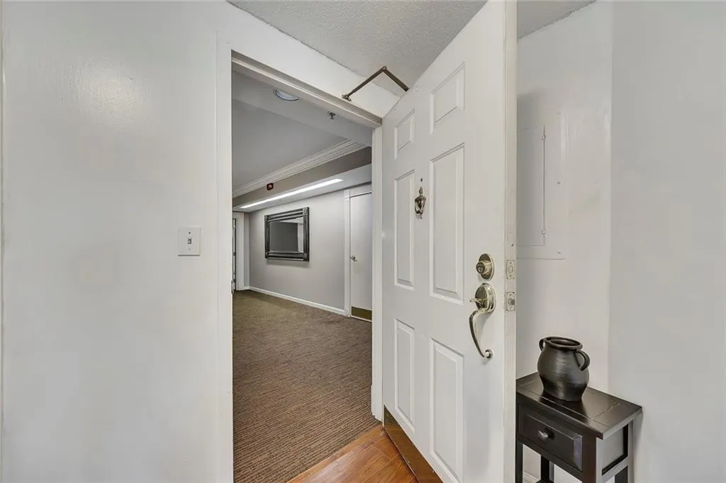 1 Biscayne Drive Nw Unit 302, Atlanta, Georgia 30309, 1 Bedroom Bedrooms, 0 ,1 BathroomBathrooms,Residential,For Sale,1 Biscayne Drive Nw Unit 302,7712016