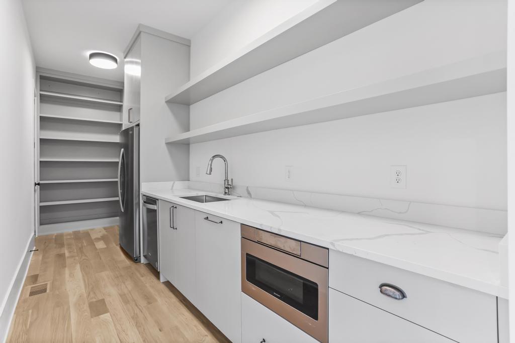 5895 Riverwood Drive, Sandy Springs, Georgia 30328, 5 Bedrooms Bedrooms, ,5 BathroomsBathrooms,Residential,Sold,5895 Riverwood Drive,7201318