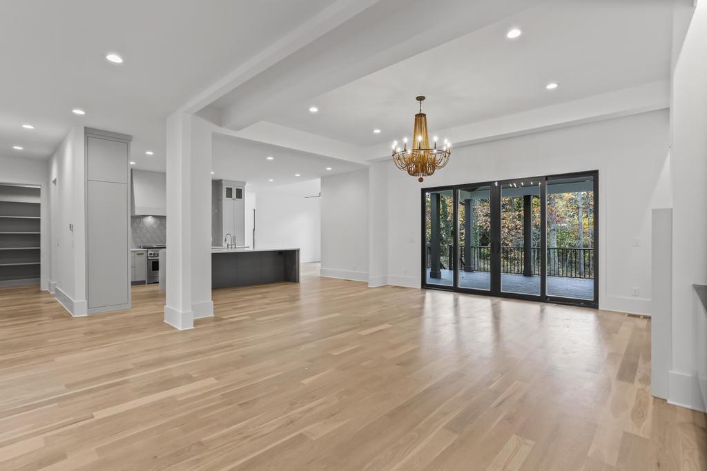 5895 Riverwood Drive, Sandy Springs, Georgia 30328, 5 Bedrooms Bedrooms, ,5 BathroomsBathrooms,Residential,Sold,5895 Riverwood Drive,7201318