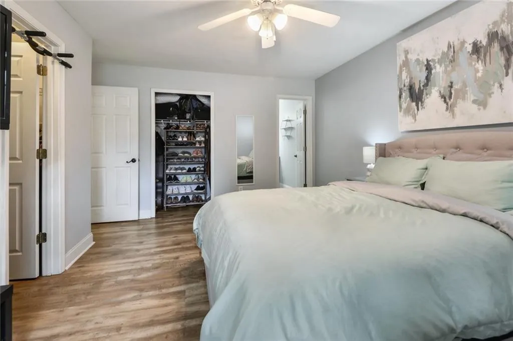 406 Brighton Point, Sandy Springs, Georgia 30328, 2 Bedrooms Bedrooms, ,2 BathroomsBathrooms,Residential,Sold,406 Brighton Point,6775009