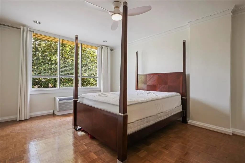 2637 Peachtree Road Ne Unit 407, Atlanta, Georgia 30305, 2 Bedrooms Bedrooms, ,3 BathroomsBathrooms,Residential,For Sale,2637 Peachtree Road Ne Unit 407,7558043