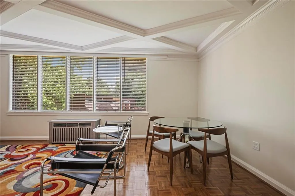 2637 Peachtree Road Ne Unit 407, Atlanta, Georgia 30305, 2 Bedrooms Bedrooms, ,3 BathroomsBathrooms,Residential,For Sale,2637 Peachtree Road Ne Unit 407,7558043