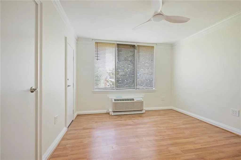 2637 Peachtree Road Ne Unit 407, Atlanta, Georgia 30305, 2 Bedrooms Bedrooms, ,3 BathroomsBathrooms,Residential,For Sale,2637 Peachtree Road Ne Unit 407,7558043