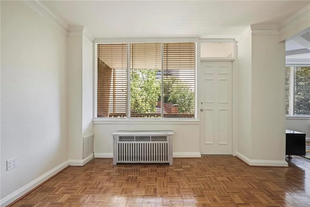 2637 Peachtree Road Ne Unit 407, Atlanta, Georgia 30305, 2 Bedrooms Bedrooms, ,3 BathroomsBathrooms,Residential,For Sale,2637 Peachtree Road Ne Unit 407,7558043