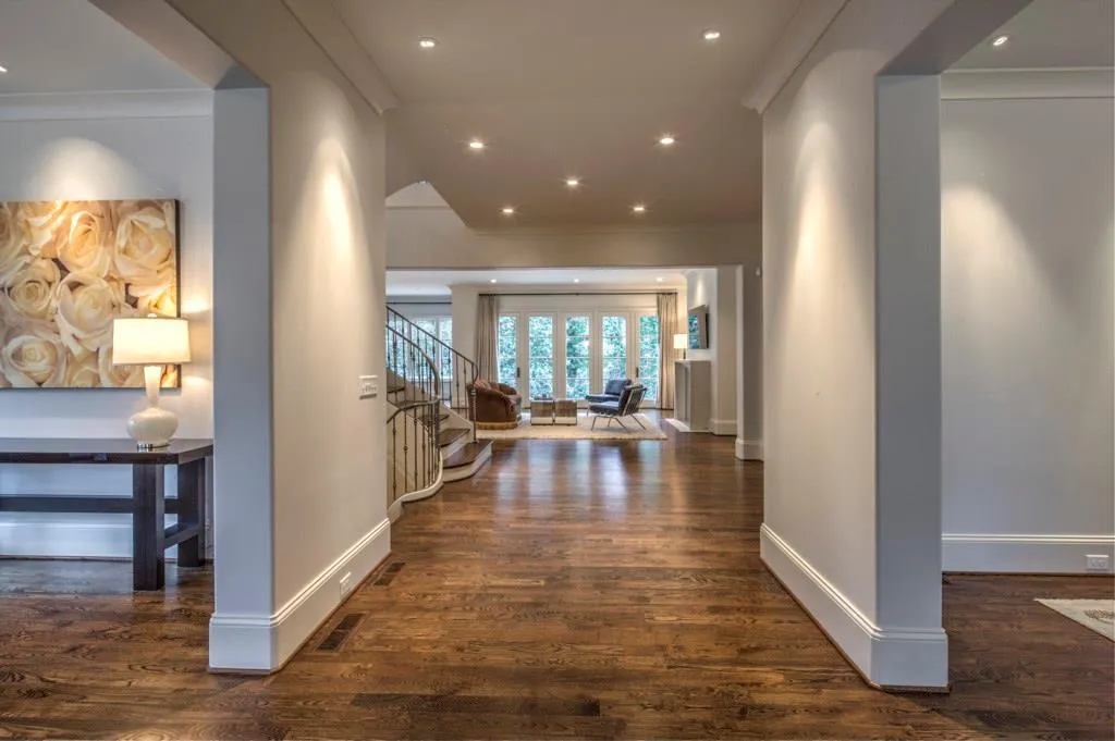 43 Lake Forrest Lane Ne, Atlanta, Georgia 30342, 4 Bedrooms Bedrooms, ,4 BathroomsBathrooms,Residential,Sold,43 Lake Forrest Lane Ne,5677323