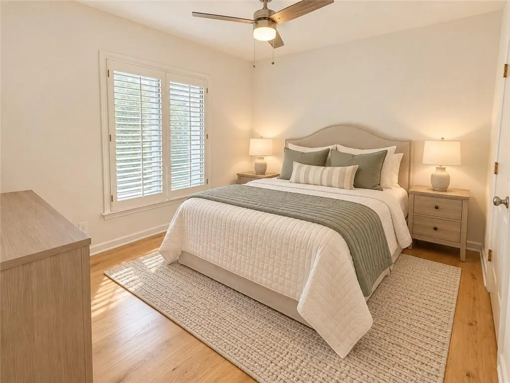 60 Ivy Parkway Ne, Atlanta, Georgia 30342, 3 Bedrooms Bedrooms, 0 ,2 BathroomsBathrooms,Residential,For Sale,60 Ivy Parkway Ne,7844035