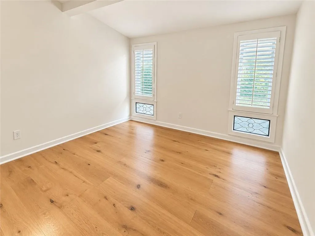 60 Ivy Parkway Ne, Atlanta, Georgia 30342, 3 Bedrooms Bedrooms, 0 ,2 BathroomsBathrooms,Residential,For Sale,60 Ivy Parkway Ne,7844035