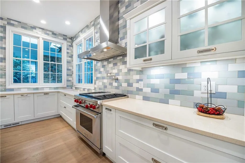827 Sherwood Road Ne, Atlanta, Georgia 30324, 5 Bedrooms Bedrooms, ,5 BathroomsBathrooms,Residential,For Sale,827 Sherwood Road Ne,7623282