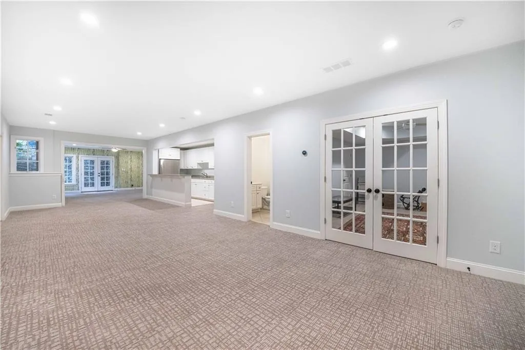 827 Sherwood Road Ne, Atlanta, Georgia 30324, 5 Bedrooms Bedrooms, ,5 BathroomsBathrooms,Residential,For Sale,827 Sherwood Road Ne,7623282