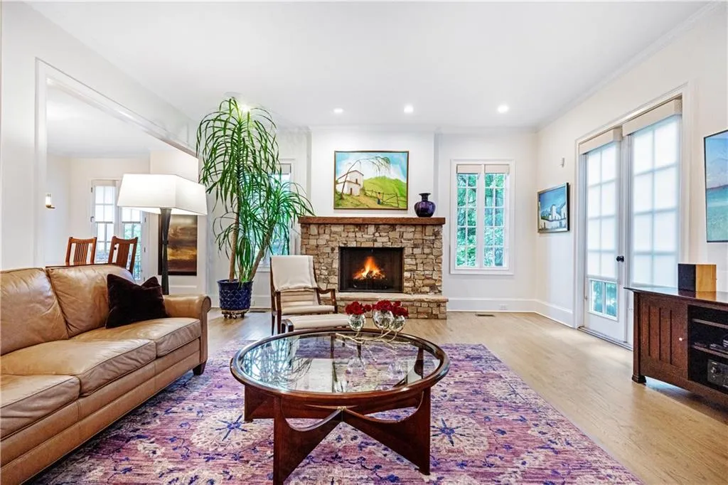827 Sherwood Road Ne, Atlanta, Georgia 30324, 5 Bedrooms Bedrooms, ,5 BathroomsBathrooms,Residential,For Sale,827 Sherwood Road Ne,7623282