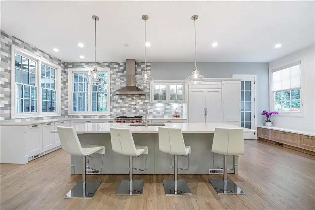 827 Sherwood Road Ne, Atlanta, Georgia 30324, 5 Bedrooms Bedrooms, ,5 BathroomsBathrooms,Residential,For Sale,827 Sherwood Road Ne,7623282