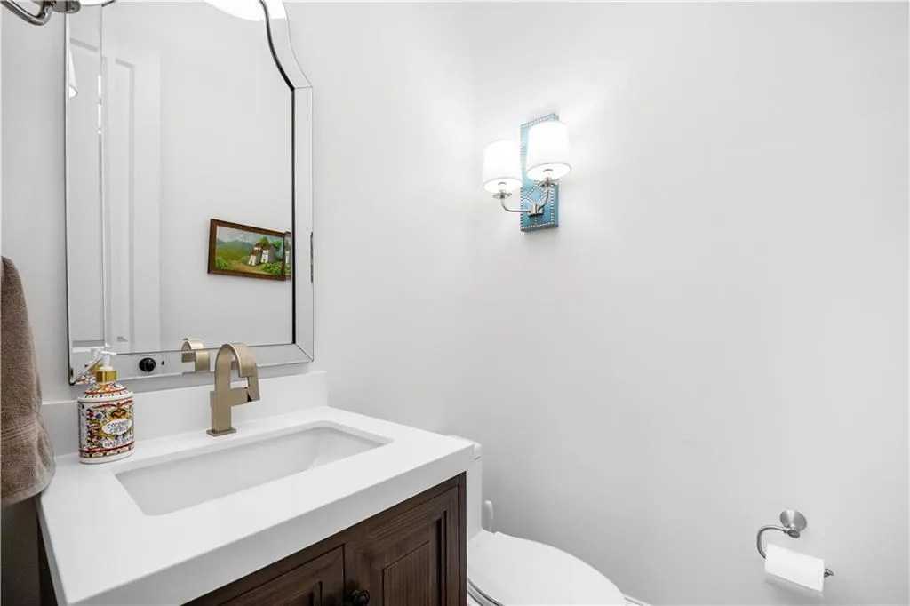 827 Sherwood Road Ne, Atlanta, Georgia 30324, 5 Bedrooms Bedrooms, ,5 BathroomsBathrooms,Residential,For Sale,827 Sherwood Road Ne,7623282