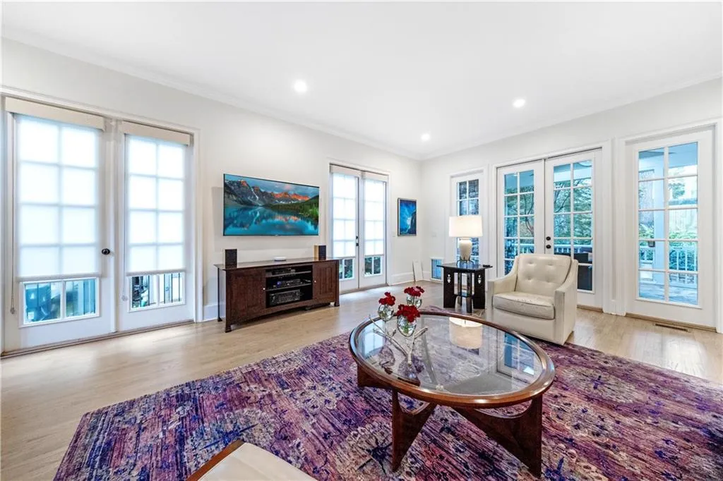 827 Sherwood Road Ne, Atlanta, Georgia 30324, 5 Bedrooms Bedrooms, ,5 BathroomsBathrooms,Residential,For Sale,827 Sherwood Road Ne,7623282