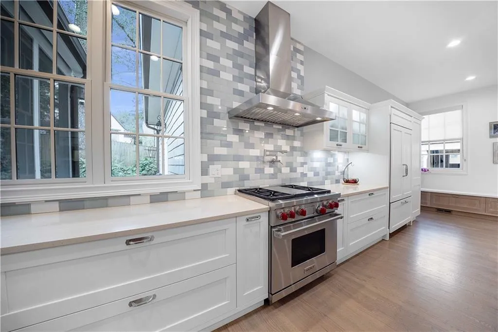 827 Sherwood Road Ne, Atlanta, Georgia 30324, 5 Bedrooms Bedrooms, ,5 BathroomsBathrooms,Residential,For Sale,827 Sherwood Road Ne,7623282