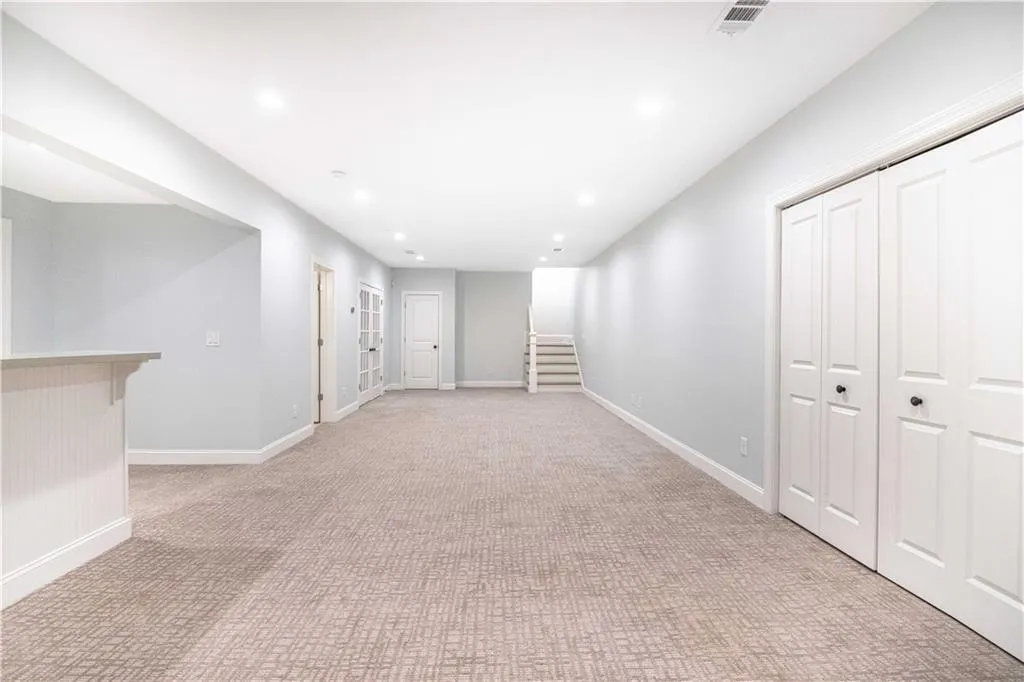 827 Sherwood Road Ne, Atlanta, Georgia 30324, 5 Bedrooms Bedrooms, ,5 BathroomsBathrooms,Residential,For Sale,827 Sherwood Road Ne,7623282