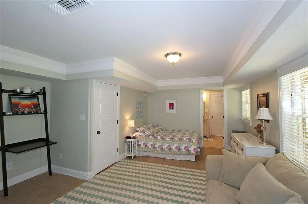 135 Stewart Drive, Atlanta, Georgia 30342, 4 Bedrooms Bedrooms, ,3 BathroomsBathrooms,Residential,Sold,135 Stewart Drive,5694808