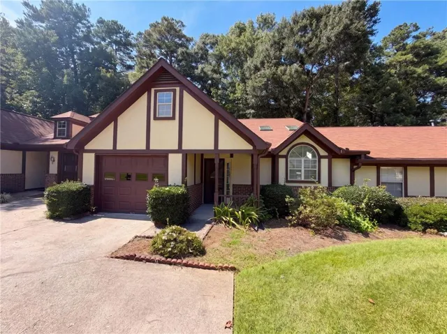 17 Dover Trail, Peachtree City, Georgia 30269