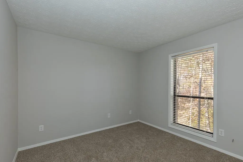 203 Woodcliff Drive Unit 203, Sandy Springs, Georgia 30350, 2 Bedrooms Bedrooms, ,2 BathroomsBathrooms,Residential,Sold,203 Woodcliff Drive Unit 203,6648835