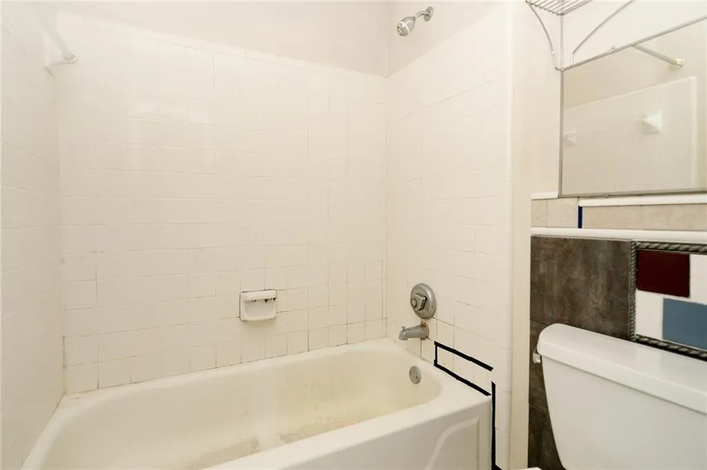108 Granville Court, Atlanta, Georgia 30328, 1 Bedroom Bedrooms, ,1 BathroomBathrooms,Residential,Sold,108 Granville Court,5955214