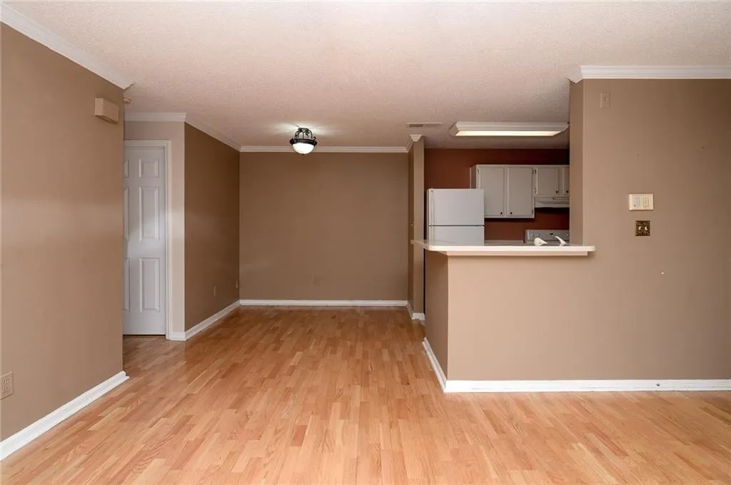 108 Granville Court, Atlanta, Georgia 30328, 1 Bedroom Bedrooms, ,1 BathroomBathrooms,Residential,Sold,108 Granville Court,5955214