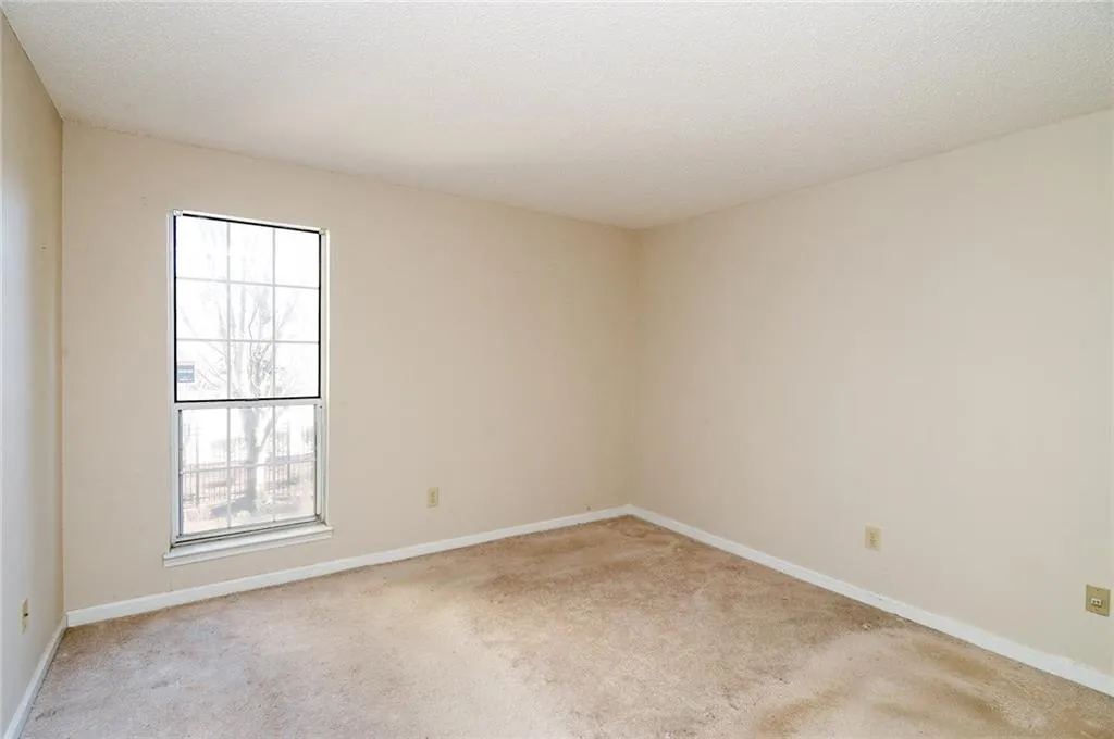 108 Granville Court, Atlanta, Georgia 30328, 1 Bedroom Bedrooms, ,1 BathroomBathrooms,Residential,Sold,108 Granville Court,5955214