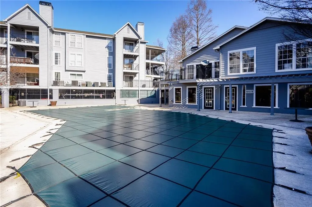108 Granville Court, Atlanta, Georgia 30328, 1 Bedroom Bedrooms, ,1 BathroomBathrooms,Residential,Sold,108 Granville Court,5955214
