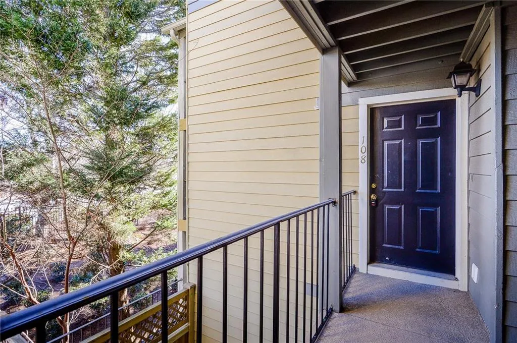 108 Granville Court, Atlanta, Georgia 30328, 1 Bedroom Bedrooms, ,1 BathroomBathrooms,Residential,Sold,108 Granville Court,5955214