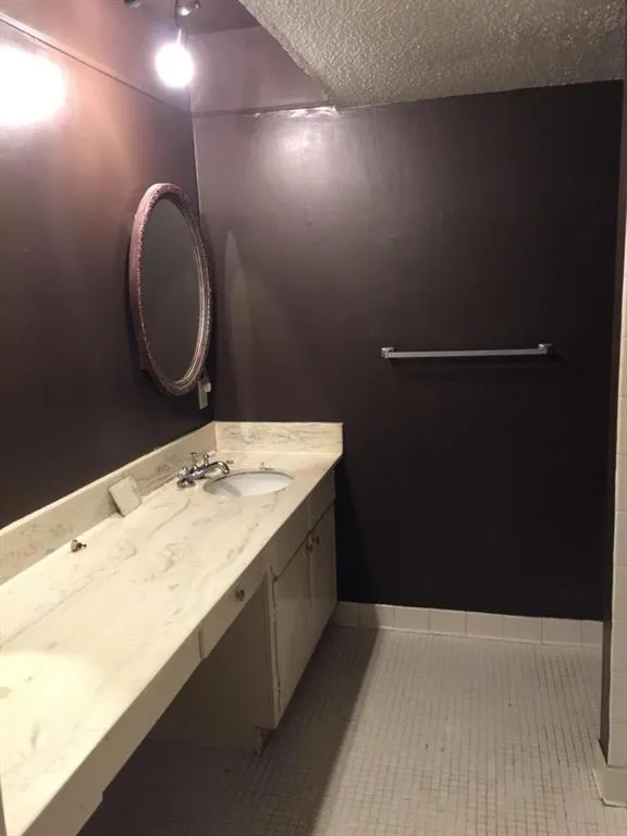 6851 Roswell Road Unit Q-18, Sandy Springs, Georgia 30328, 4 Bedrooms Bedrooms, ,2 BathroomsBathrooms,Residential,Sold,6851 Roswell Road Unit Q-18,5886877