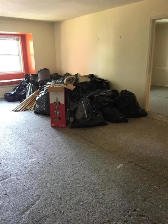 6851 Roswell Road Unit Q-18, Sandy Springs, Georgia 30328, 4 Bedrooms Bedrooms, ,2 BathroomsBathrooms,Residential,Sold,6851 Roswell Road Unit Q-18,5886877