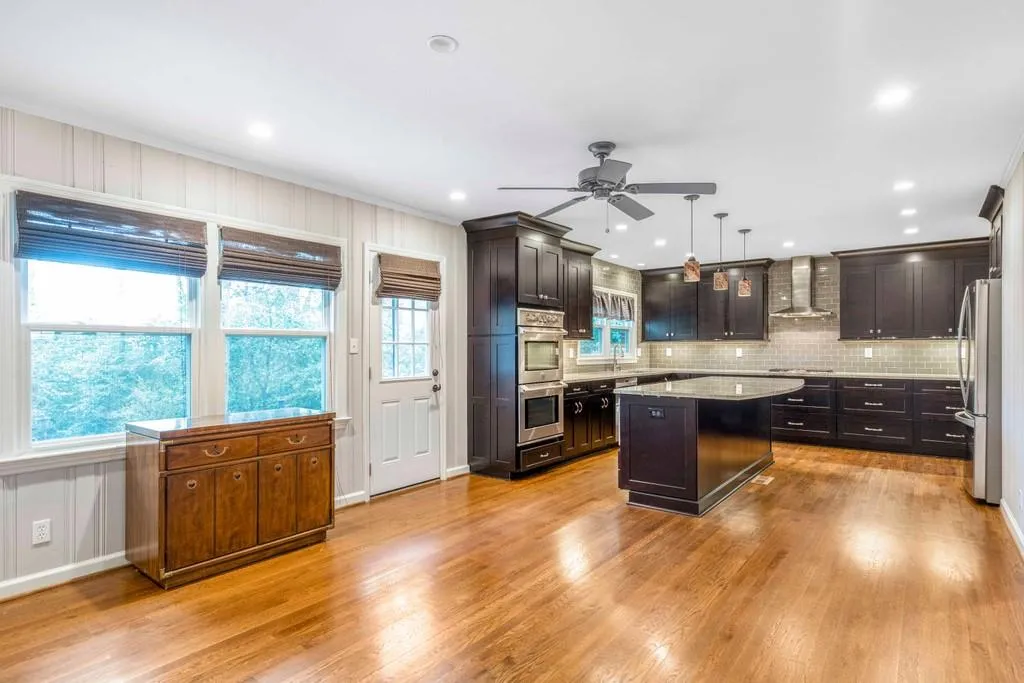 770 Starlight Drive Ne, Atlanta, Georgia 30342, 3 Bedrooms Bedrooms, ,2 BathroomsBathrooms,Residential,Sold,770 Starlight Drive Ne,6834097