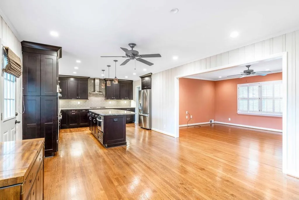 770 Starlight Drive Ne, Atlanta, Georgia 30342, 3 Bedrooms Bedrooms, ,2 BathroomsBathrooms,Residential,Sold,770 Starlight Drive Ne,6834097
