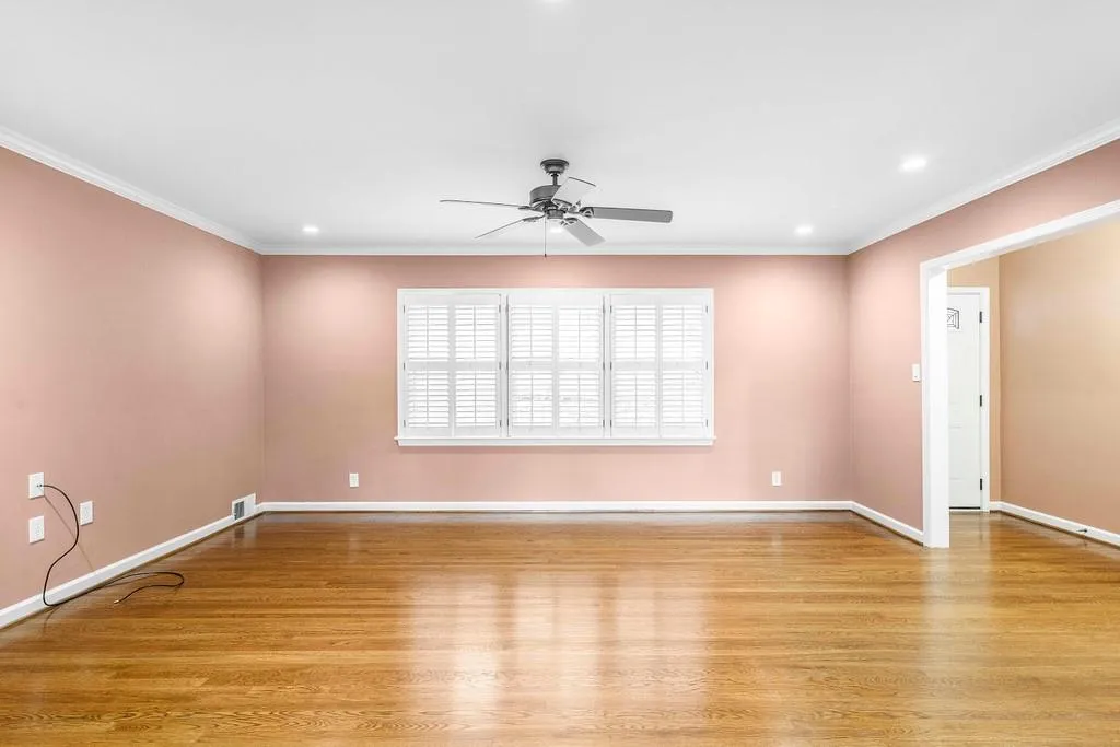 770 Starlight Drive Ne, Atlanta, Georgia 30342, 3 Bedrooms Bedrooms, ,2 BathroomsBathrooms,Residential,Sold,770 Starlight Drive Ne,6834097