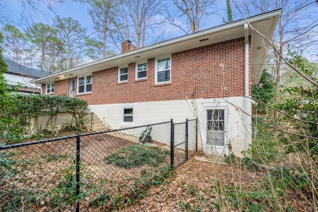 770 Starlight Drive Ne, Atlanta, Georgia 30342, 3 Bedrooms Bedrooms, ,2 BathroomsBathrooms,Residential,Sold,770 Starlight Drive Ne,6834097