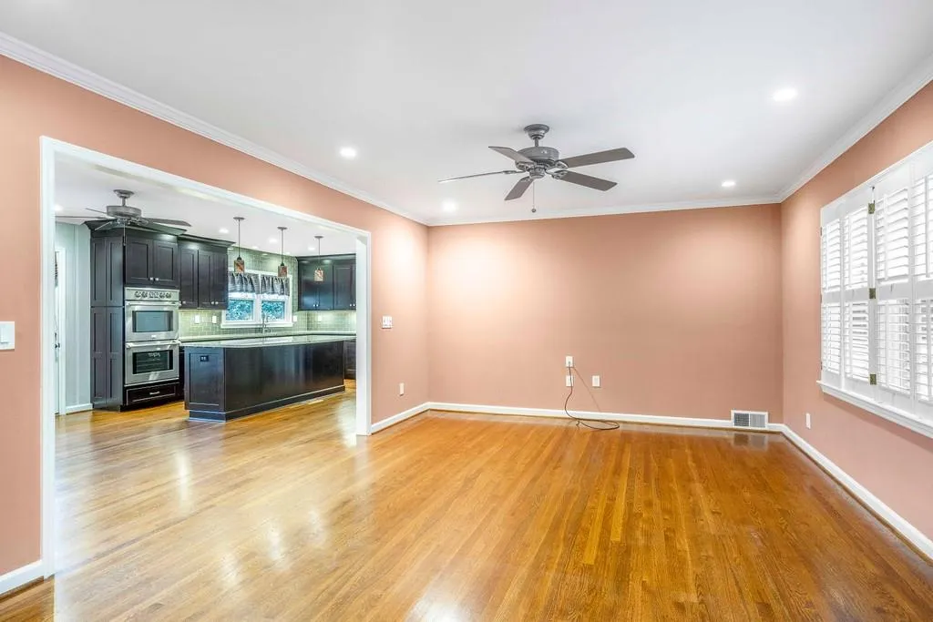 770 Starlight Drive Ne, Atlanta, Georgia 30342, 3 Bedrooms Bedrooms, ,2 BathroomsBathrooms,Residential,Sold,770 Starlight Drive Ne,6834097