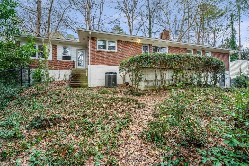 770 Starlight Drive Ne, Atlanta, Georgia 30342, 3 Bedrooms Bedrooms, ,2 BathroomsBathrooms,Residential,Sold,770 Starlight Drive Ne,6834097
