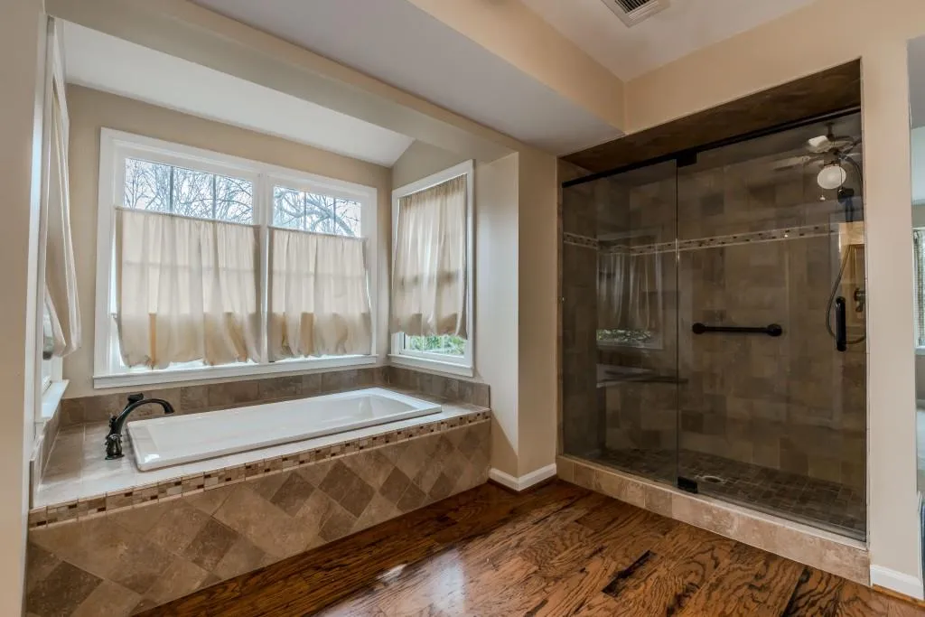 155 Black Water Cove, Sandy Springs, Georgia 30328, 5 Bedrooms Bedrooms, ,2 BathroomsBathrooms,Residential,Sold,155 Black Water Cove,5955878