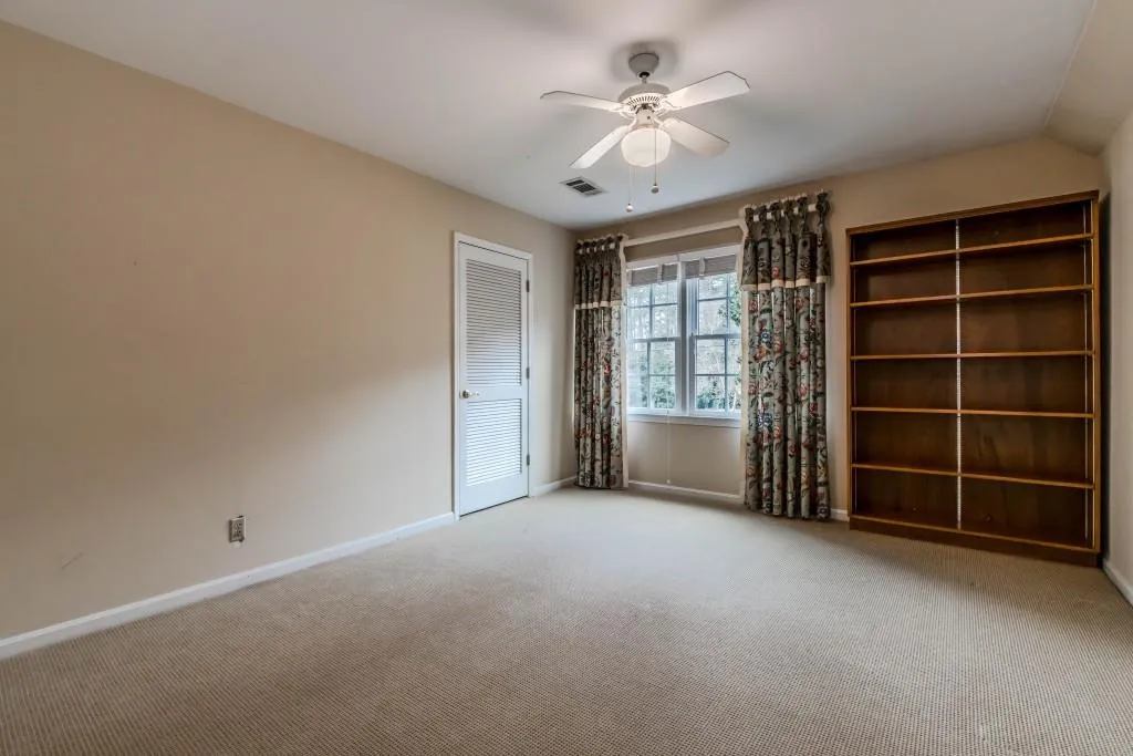 155 Black Water Cove, Sandy Springs, Georgia 30328, 5 Bedrooms Bedrooms, ,2 BathroomsBathrooms,Residential,Sold,155 Black Water Cove,5955878