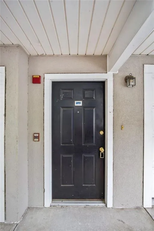 4248 River Green Drive Nw Unit 310, Atlanta, Georgia 30327, 2 Bedrooms Bedrooms, ,2 BathroomsBathrooms,Residential,For Sale,4248 River Green Drive Nw Unit 310,7593830