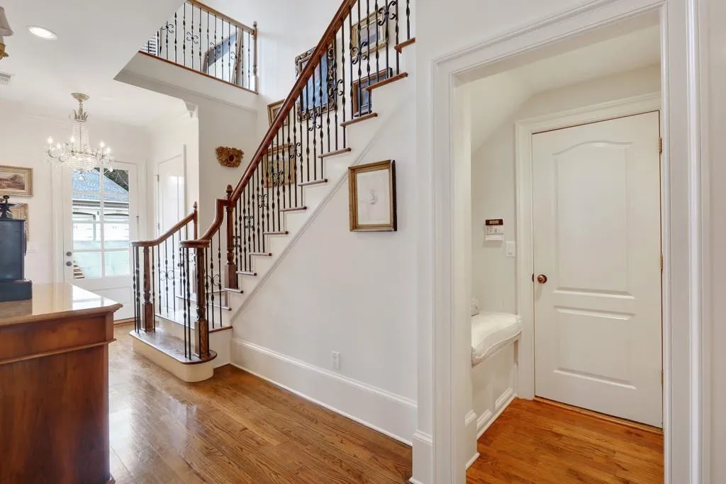 3385 Mathieson Drive, Atlanta, Georgia 30305, 4 Bedrooms Bedrooms, ,3 BathroomsBathrooms,Residential,Sold,3385 Mathieson Drive,5653833