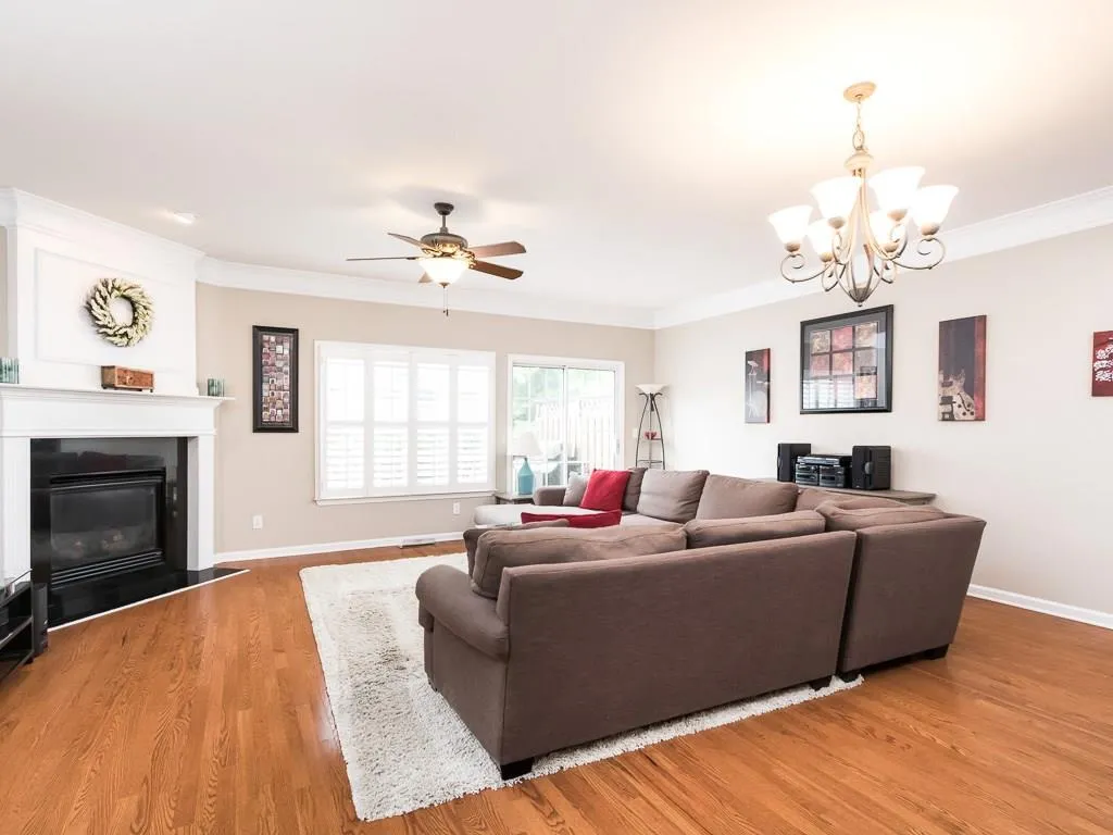 7871 Kiverton Place, Sandy Springs, Georgia 30350, 3 Bedrooms Bedrooms, ,3 BathroomsBathrooms,Residential,Sold,7871 Kiverton Place,5858249