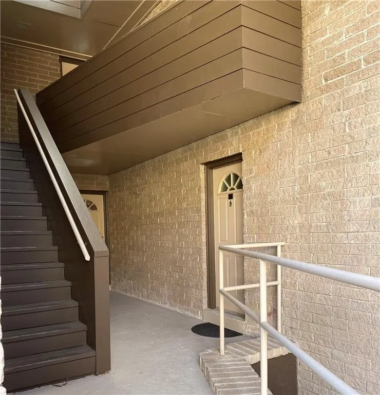 346 Carpenter Drive Unit 12, Sandy Springs, Georgia 30328, 2 Bedrooms Bedrooms, ,2 BathroomsBathrooms,Residential,For Sale,346 Carpenter Drive Unit 12,7693414